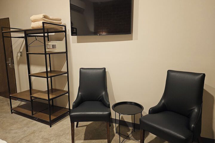 Room 7 of 47