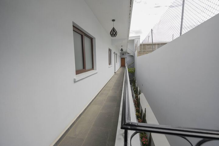 Ballroom/Hall 64 of 95