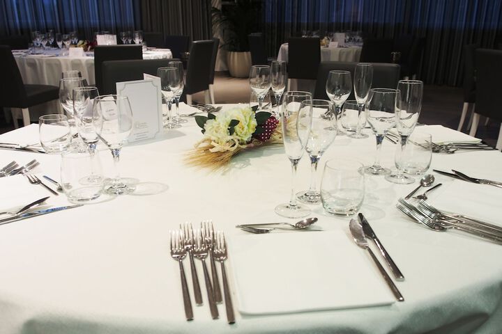 Dining 60 of 92