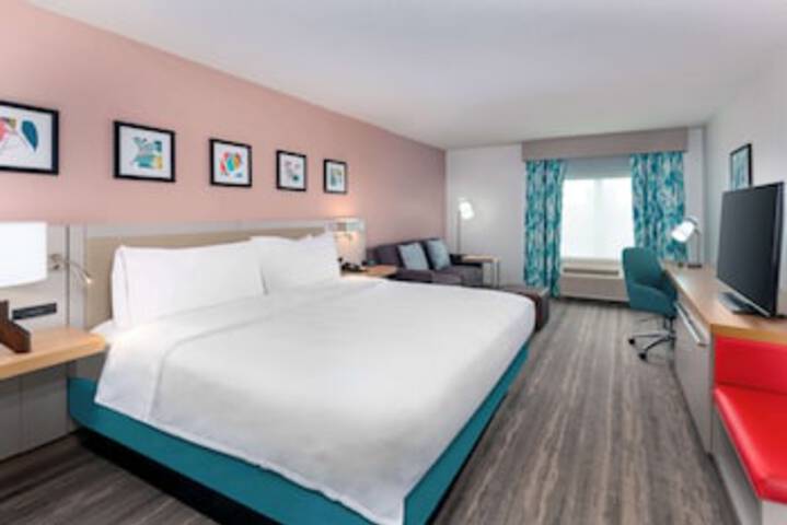 Room 40 of 129