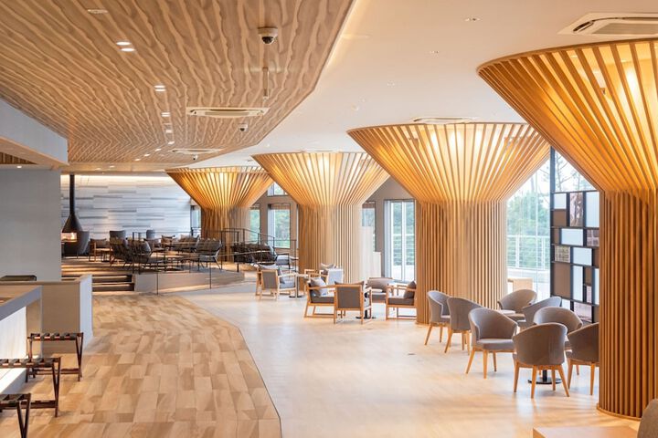 Hotel Lobby