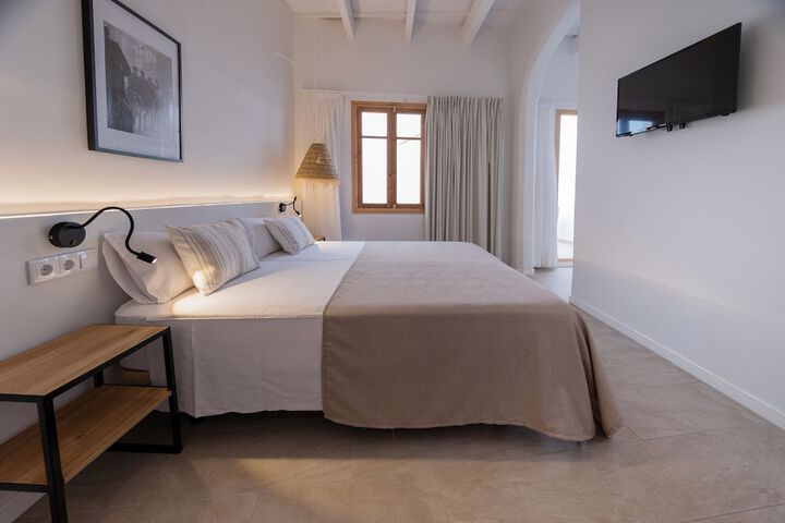 Room 5 of 30