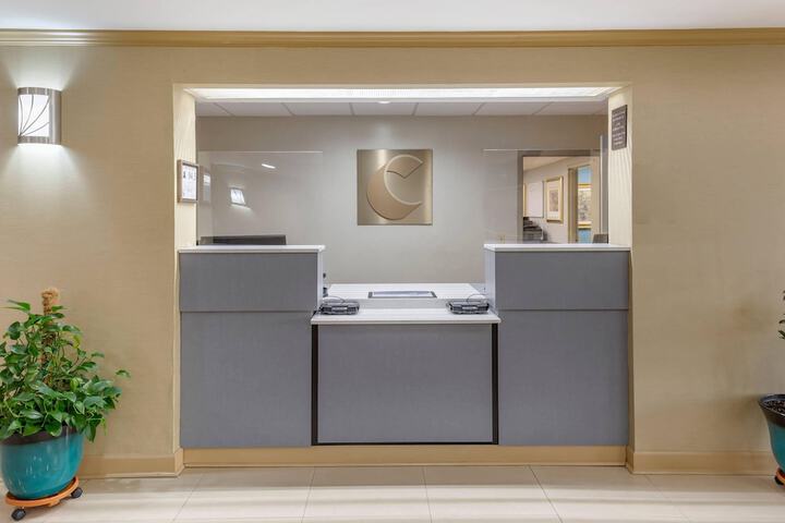 Guest Lobby
