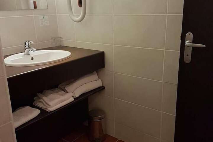 Room 20 of 54
