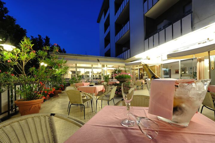 Terrace/Patio 44 of 46