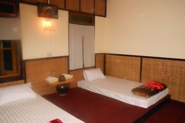 Room 14 of 23