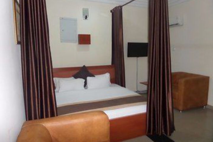 Room 20 of 43