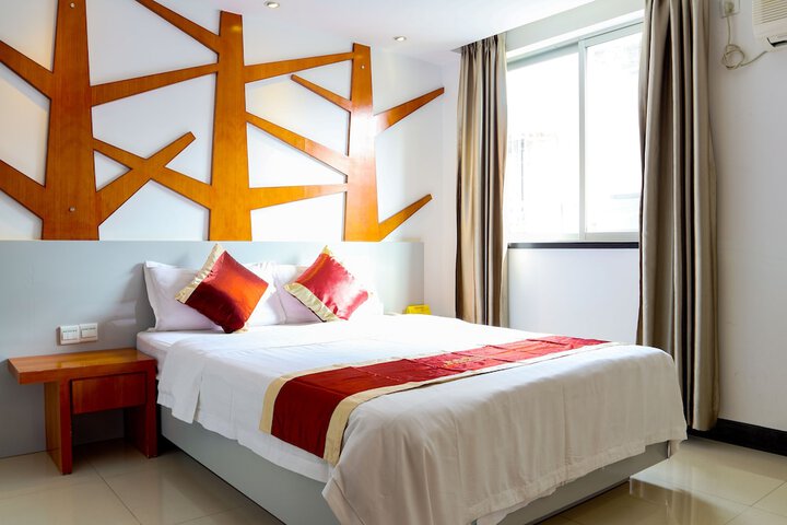 Room 29 of 48