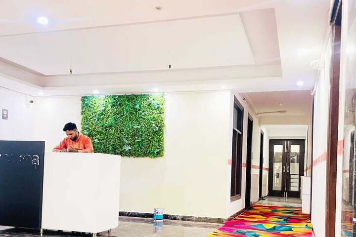 Opo Ministar Hotel