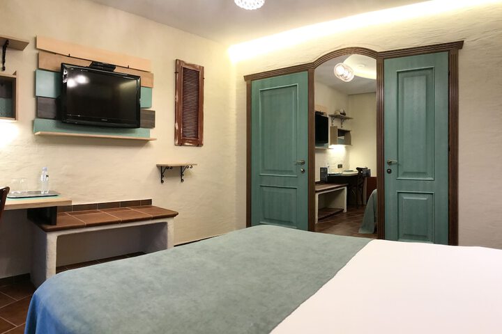 Room 34 of 81