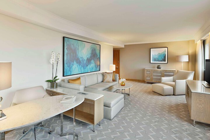 Room 46 of 117