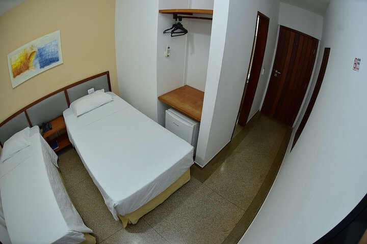 Room 18 of 65