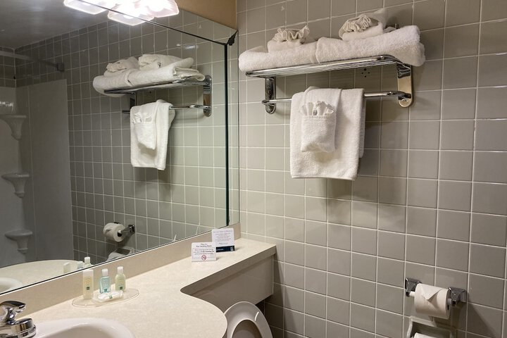 Clean Restrooms