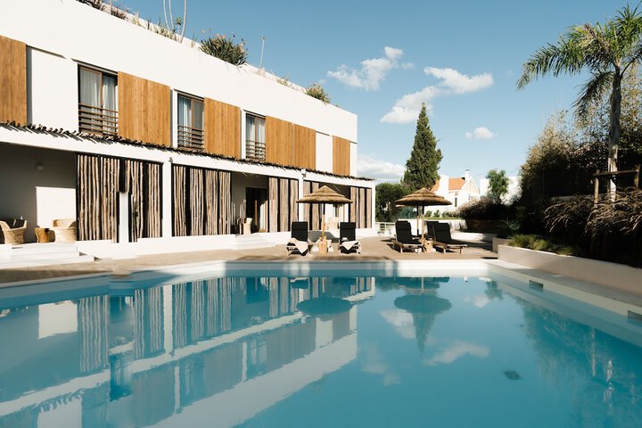 Pool 49 of 79
