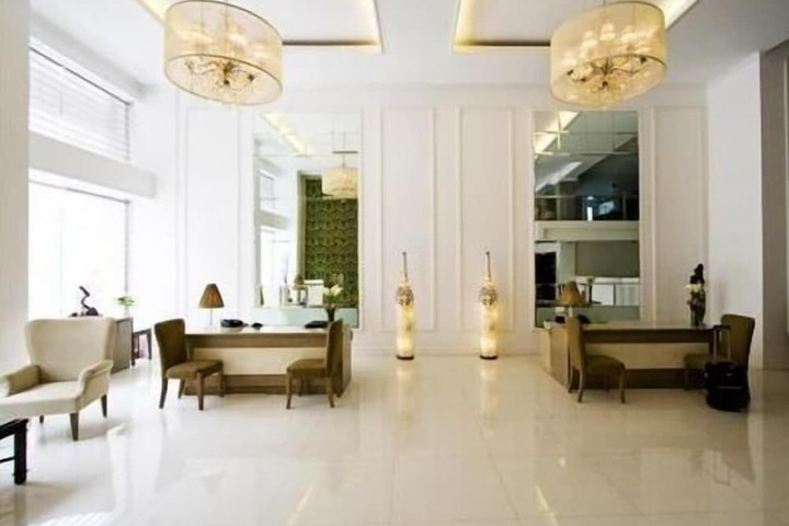 Lobby Entry