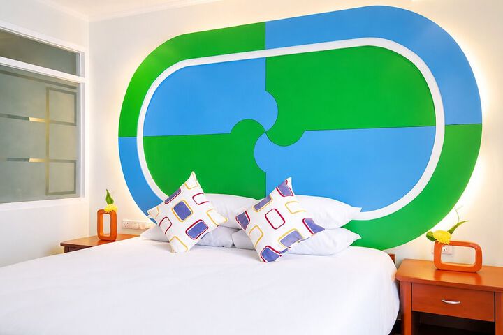 Room 44 of 84