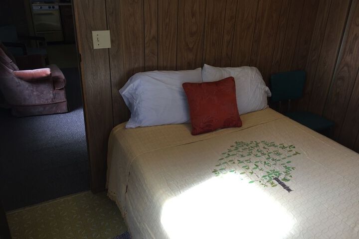 Room 62 of 199