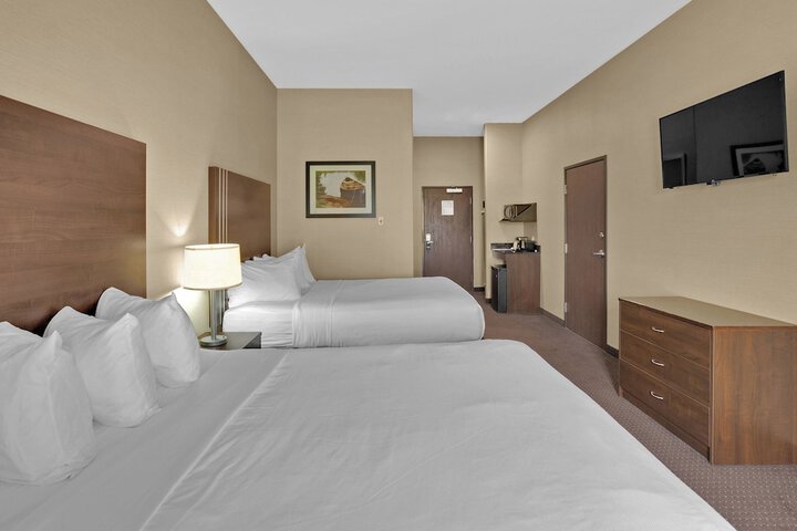 Room 12 of 40