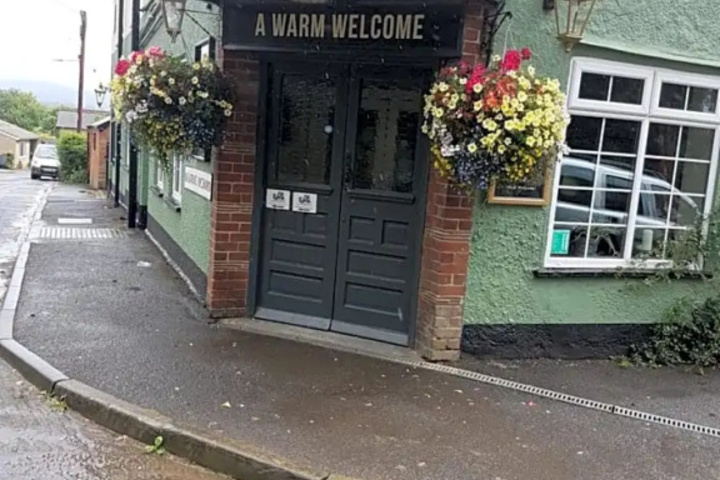 The GAINSBOROUGH ARMS