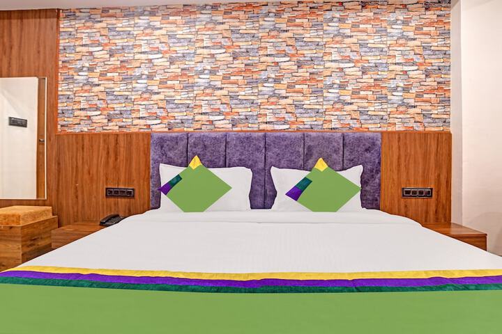 Room 15 of 43