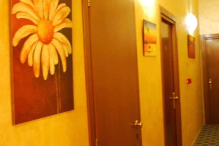 Ballroom/Hall 47 of 48