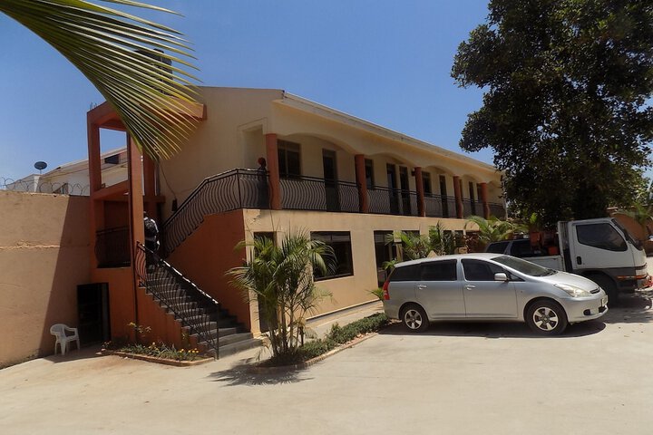 Etana Motel
