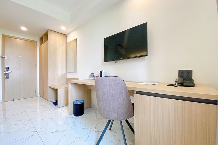 Room 9 of 34