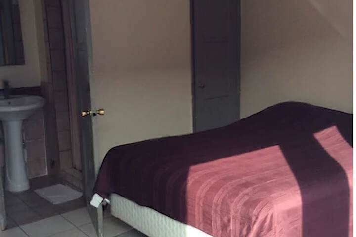 Room 11 of 47