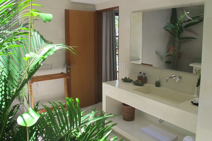 Room 22 of 36