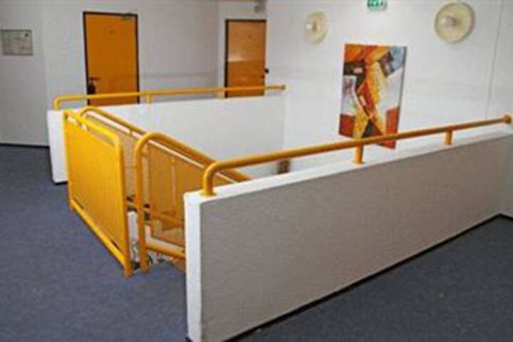 Ballroom/Hall 6 of 6