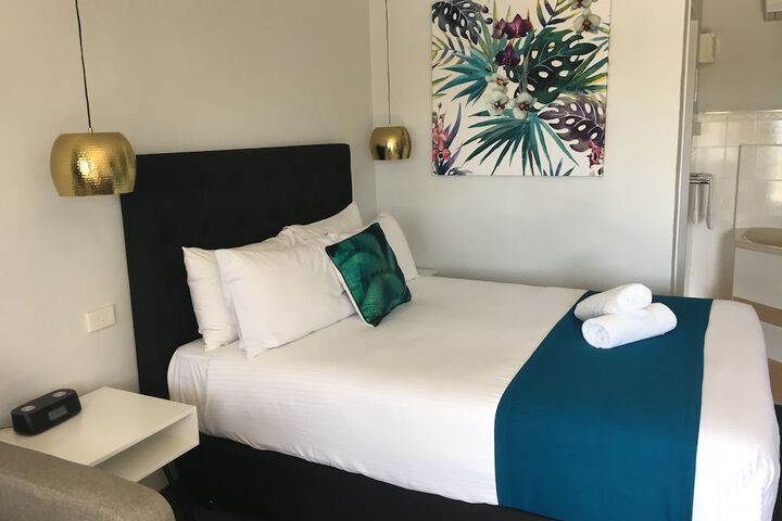 Room 11 of 139