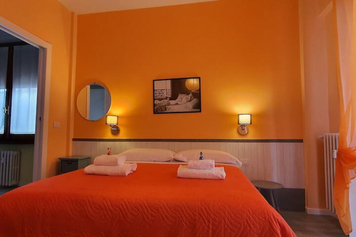 Room 5 of 67