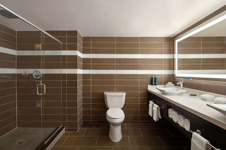 Bathroom shower