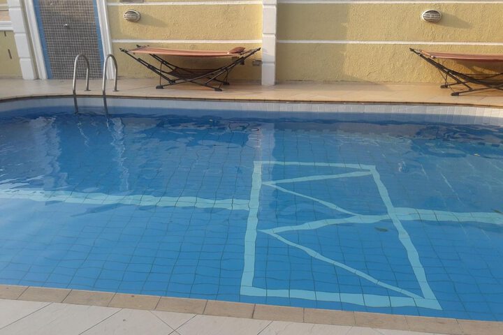 Pool 37 of 60