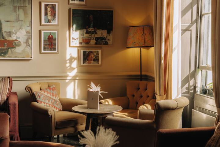 Lounge 97 of 120