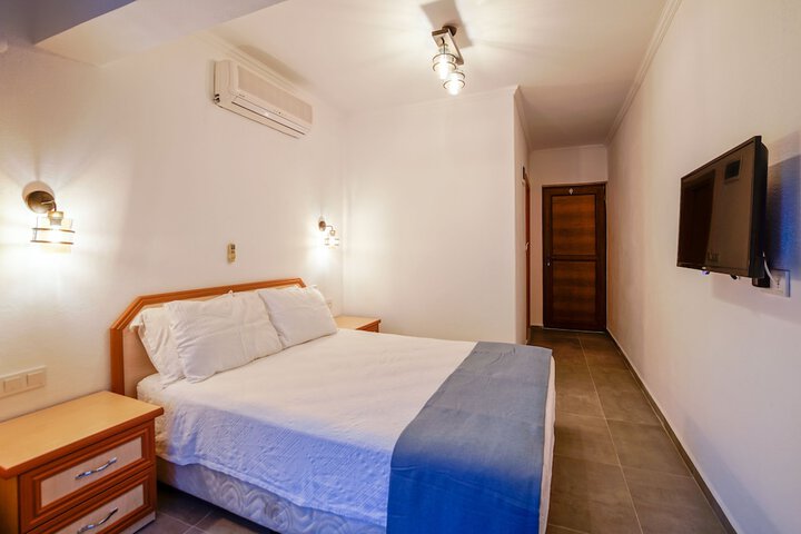 Room 10 of 57