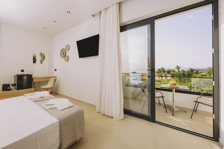Room 20 of 100