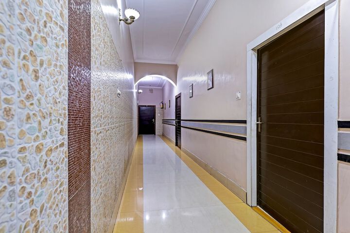 Hotel Interior 3 of 28