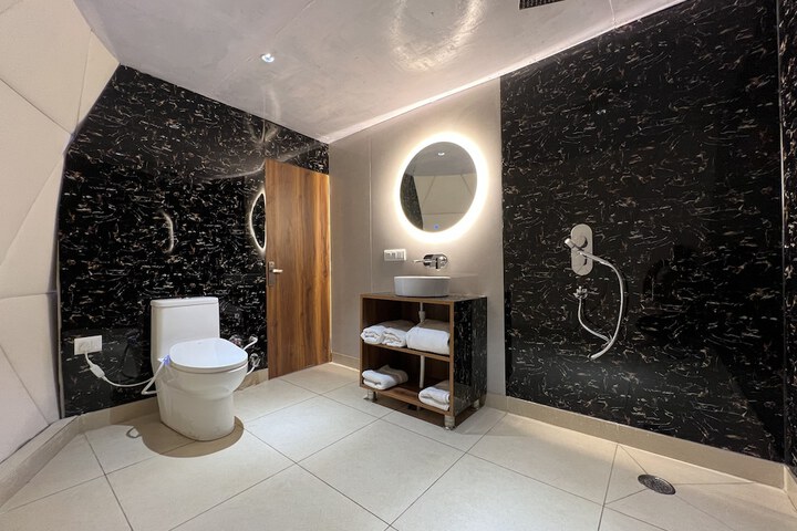 Room 26 of 44