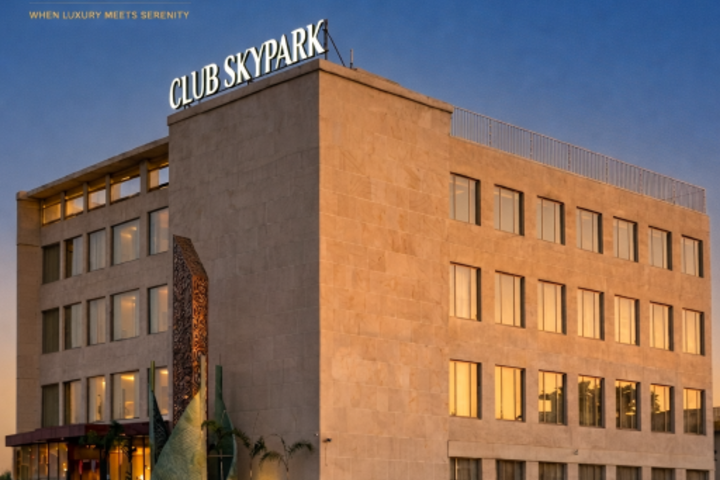 club skypark hotel & resort
