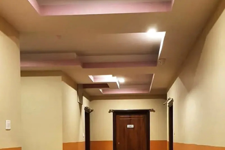 Room 2 of 2