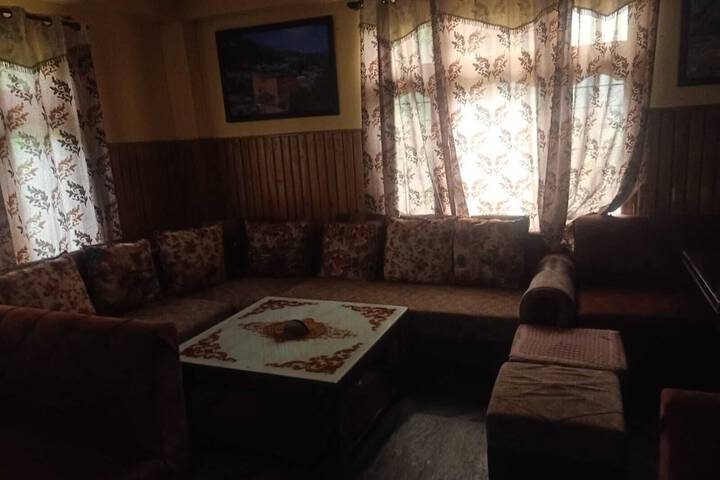 Room 28 of 50