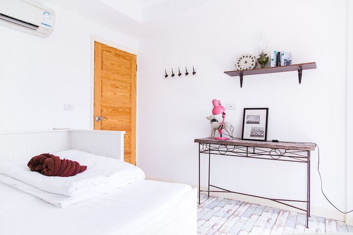 Room 42 of 353