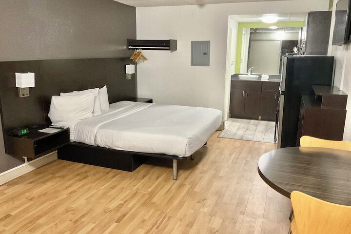 Room 7 of 21