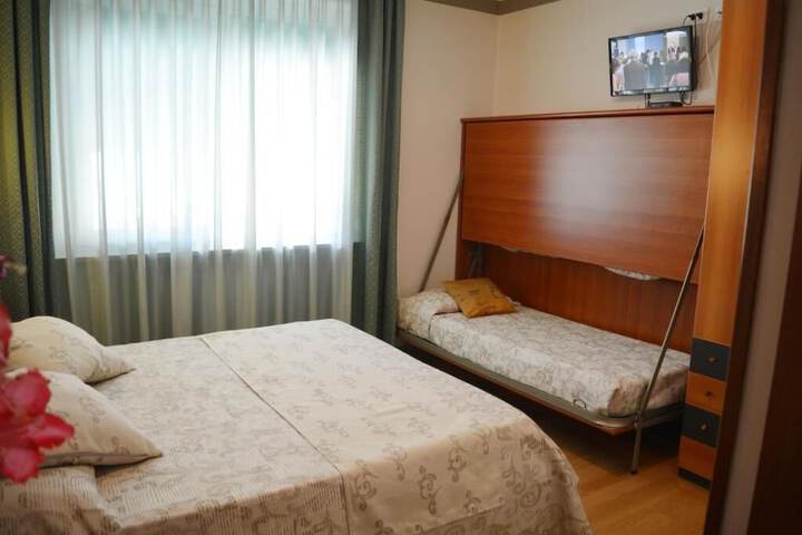 Room 25 of 63