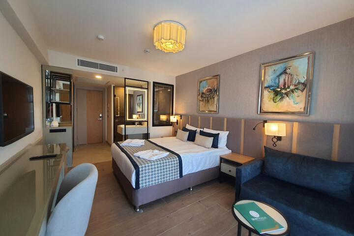 Room 62 of 125