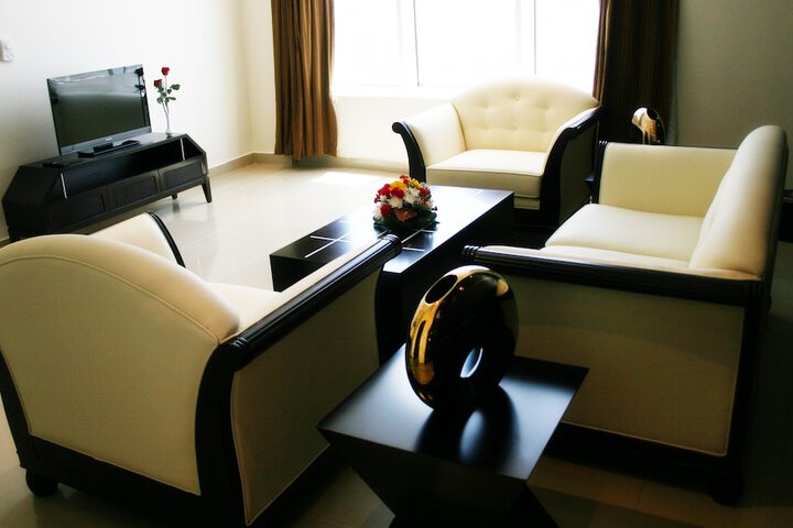 Room 35 of 60