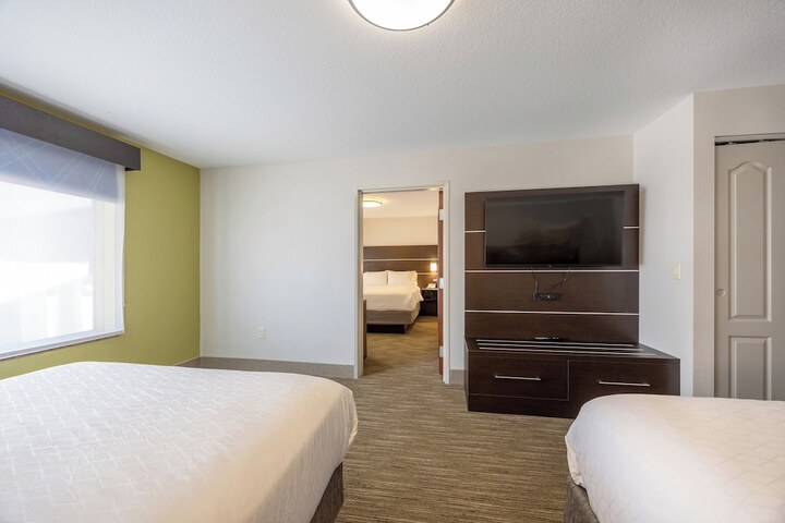 Room 13 of 78