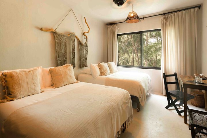 Room 20 of 189