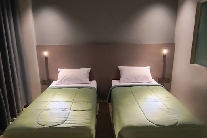 Room 4 of 45